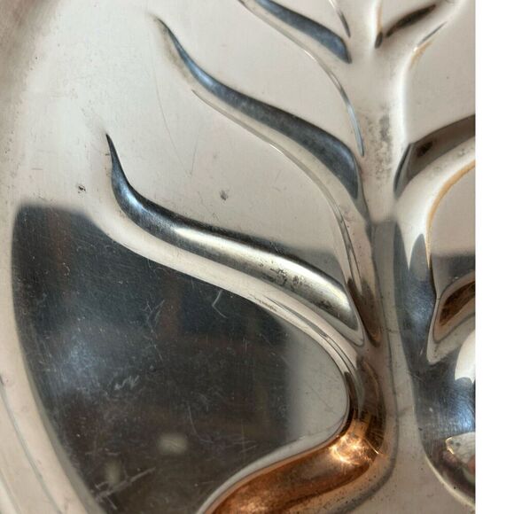 Vintage Large Footed Silver Meat Tray with Tree Well Has Some Wear - Picture 10 of 13